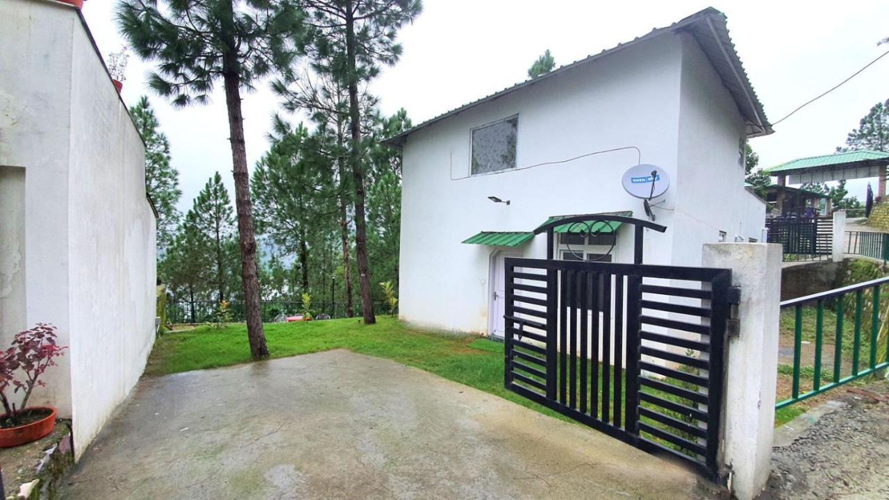 Blue Pine Orchards - Villas Lansdowne Exteriör bild